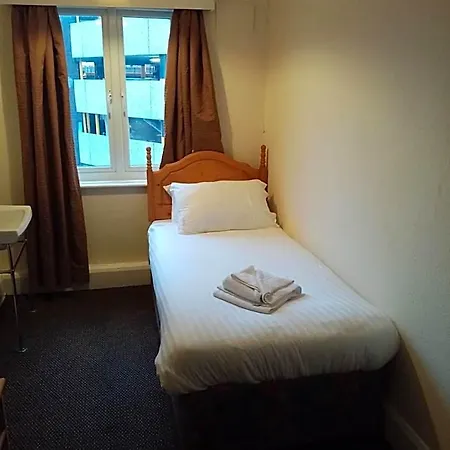 Black Lion 3* Scarborough