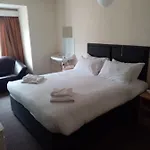 Hotel Black Lion 3*