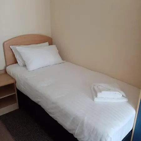 Hotel Black Lion 3*